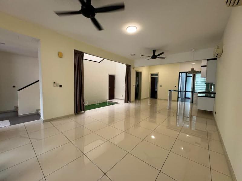 Rumah Teres 2-Tingkat untuk Dijual di Iskandar Puteri (Nusajaya) (Johor) - Queenie Ng - Living Room - PropertyGuru.com.my