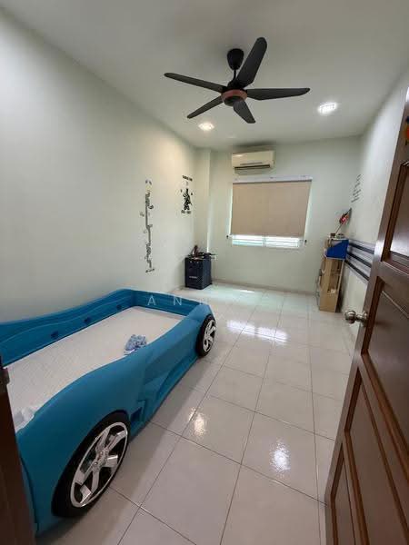 Rumah Teres 2-Tingkat untuk Dijual di Setia Indah (Setia Alam) - Annie Kho - Bedroom - PropertyGuru.com.my