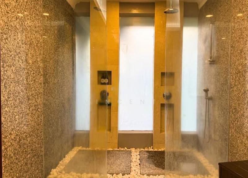 Bungalow House untuk Disewa di Country Heights (Kajang) - Vincent Lee - Bathroom - PropertyGuru.com.my