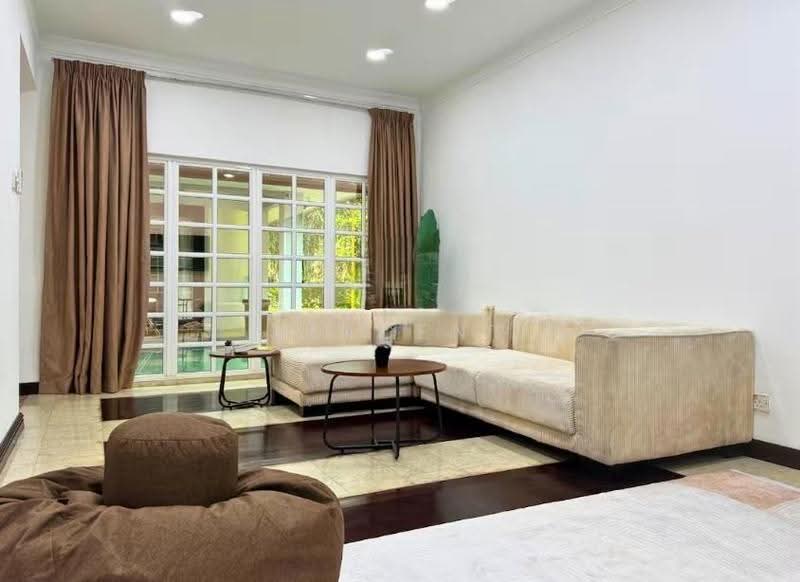 Bungalow House untuk Disewa di Country Heights (Kajang) - Vincent Lee - Living Room - PropertyGuru.com.my
