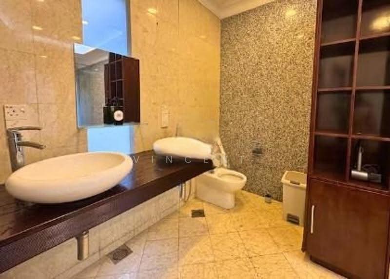 Bungalow House untuk Disewa di Country Heights (Kajang) - Vincent Lee - Bathroom - PropertyGuru.com.my