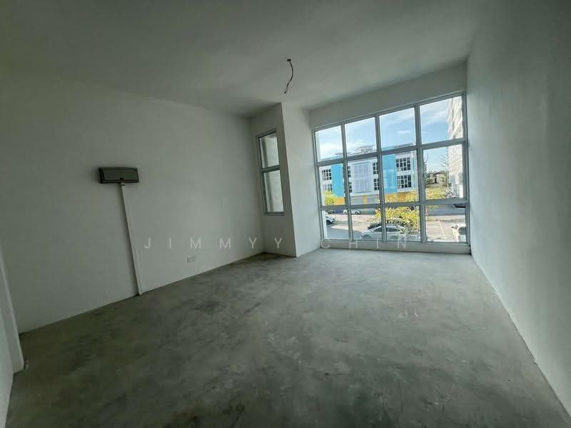 Kedai untuk Dijual di Kuching (Sarawak) - Jimmyy Chin - Interior - PropertyGuru.com.my