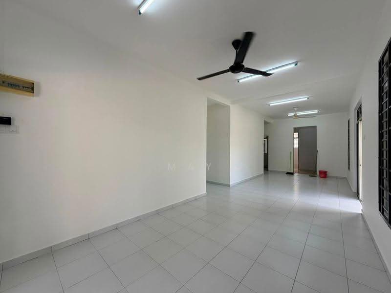 Terraced House for Sale in Taman Pulai Jaya (Kulai) - May Lee - Living Room - PropertyGuru.com.my