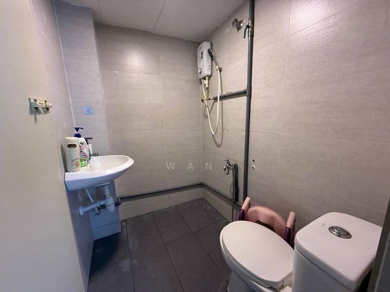 2-storey Terraced House for Sale in Sri Petaling (Kuala Lumpur) - Wan Azlan Ahmad - Bathroom - PropertyGuru.com.my