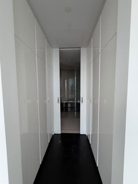 Kediaman Servis untuk Dijual di Regent Suites @ Pavilion Damansara Heights - Meoon Khor - Corridor - PropertyGuru.com.my