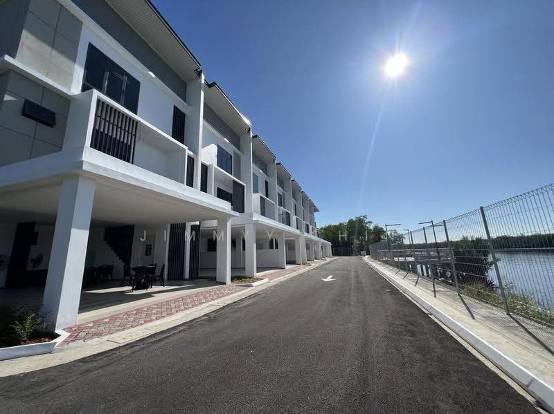 Rumah Bandar untuk Dijual di Kuching (Sarawak) - Jimmyy Chin - Exterior - PropertyGuru.com.my