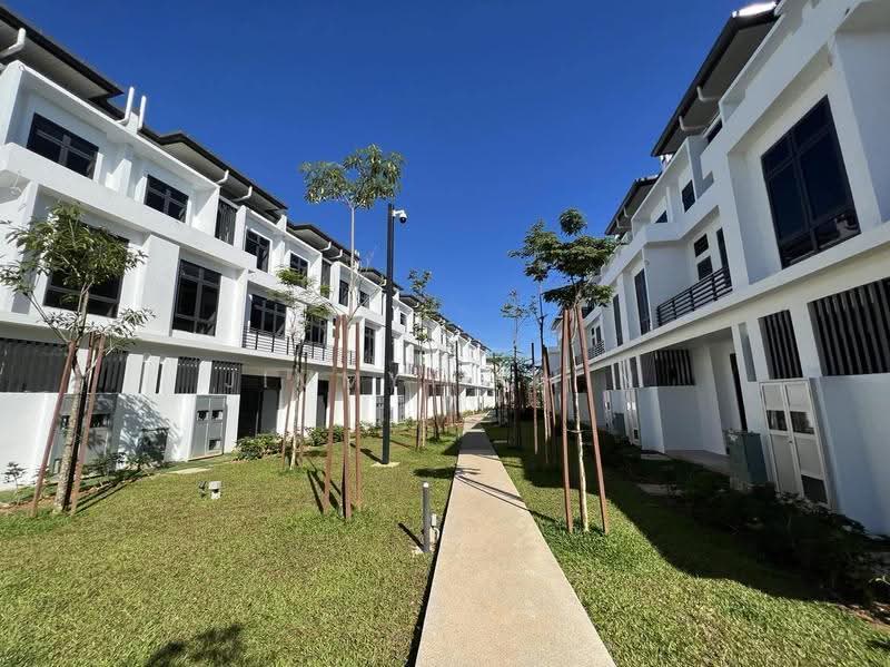 Rumah Bandar untuk Dijual di Kuching (Sarawak) - Jimmyy Chin - Exterior - PropertyGuru.com.my