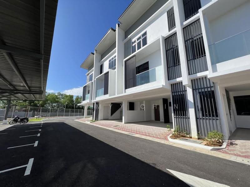 Rumah Bandar untuk Dijual di Kuching (Sarawak) - Jimmyy Chin - Exterior - PropertyGuru.com.my