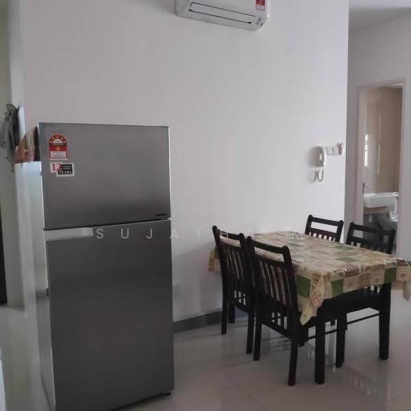 Kediaman Servis untuk Disewa di South View - Sujatha M - Dining Room - PropertyGuru.com.my