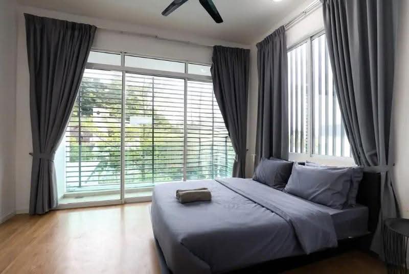 Bungalow House untuk Disewa di Taman Desa Ros (Kajang) - Vincent Lee - Bedroom - PropertyGuru.com.my