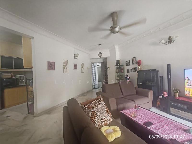 Kondominium untuk Dijual di Bukit Pandan Kondominium 1 - Laila Zain - Living Room - PropertyGuru.com.my