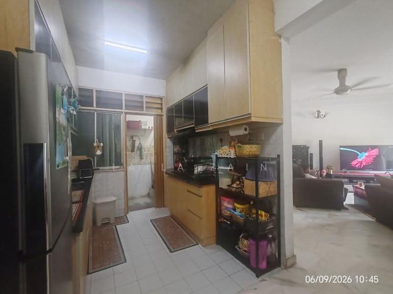 Kondominium untuk Dijual di Bukit Pandan Kondominium 1 - Laila Zain - Kitchen - PropertyGuru.com.my