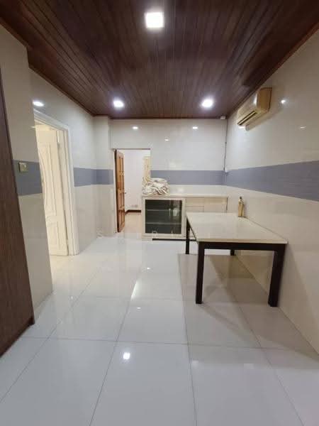 Bungalow House for Sale in Country Heights (Kajang) - Shirley Sea - Kitchen - PropertyGuru.com.my