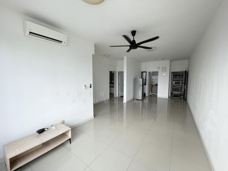 Kediaman Servis untuk Disewa di Tuan Residency - Ahmad Nizam Abdullah - Living Room - PropertyGuru.com.my