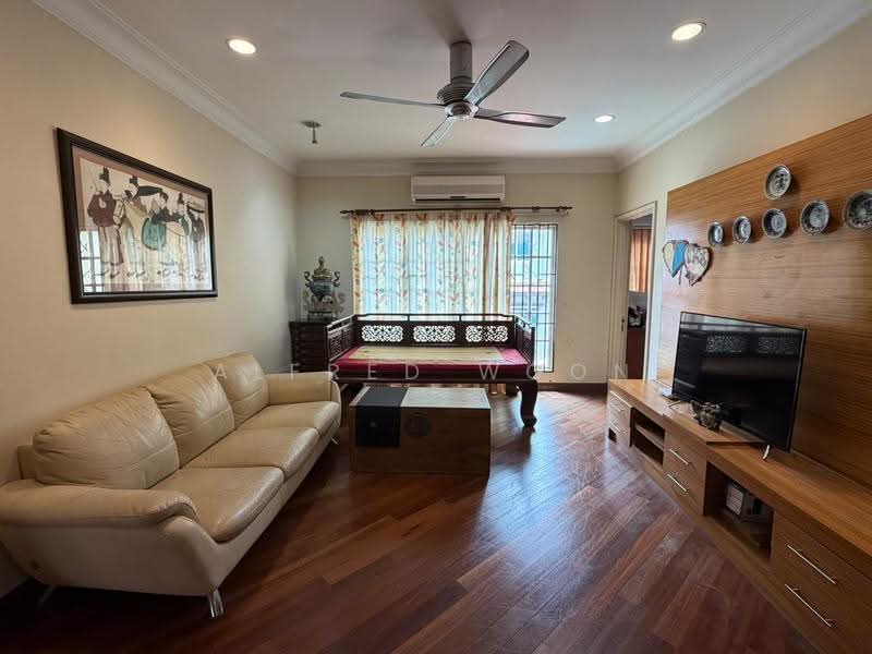 Bungalow House untuk Dijual di Shah Alam (Selangor) - Alfred Woon - Living Room - PropertyGuru.com.my