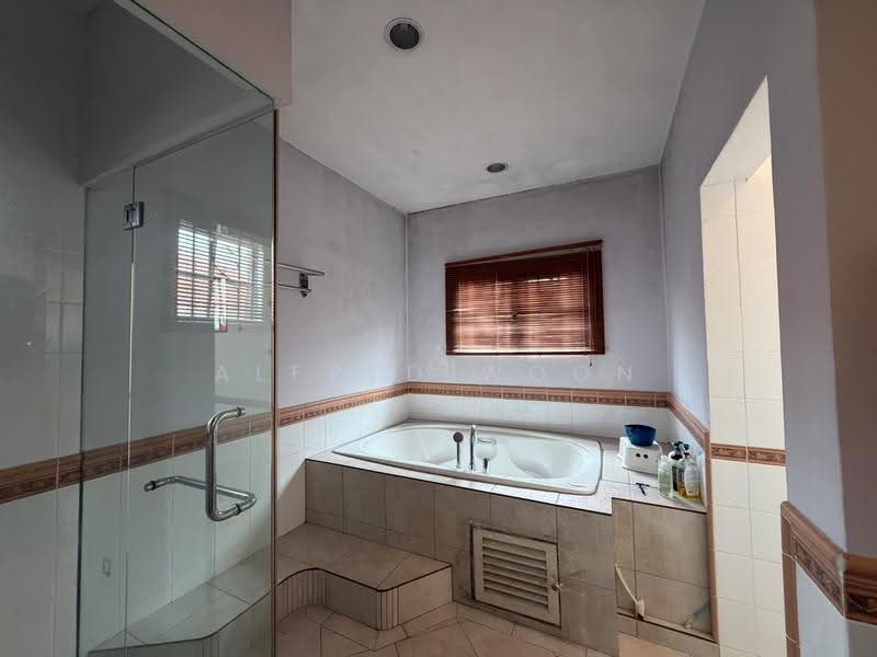 Bungalow House untuk Dijual di Shah Alam (Selangor) - Alfred Woon - Bathroom - PropertyGuru.com.my
