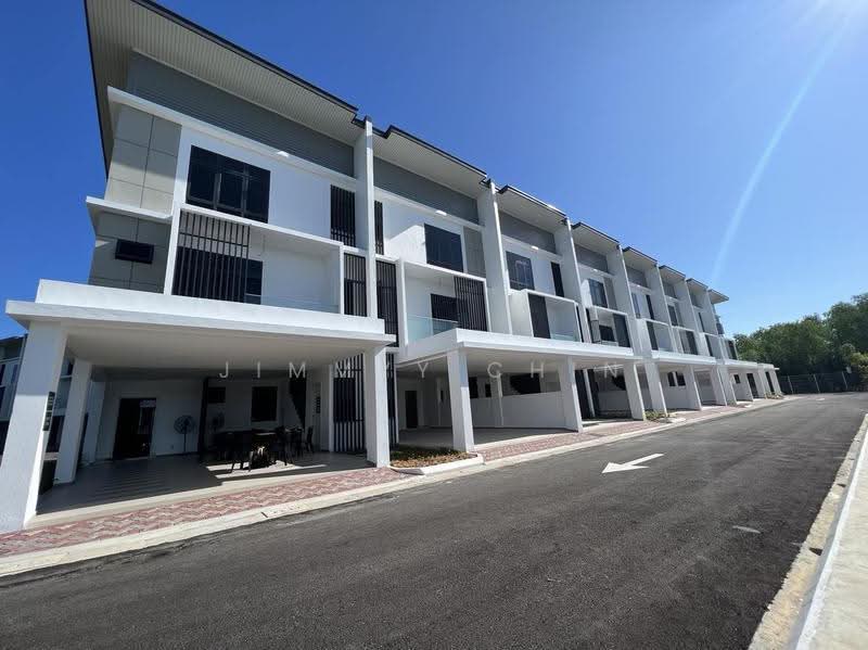 Rumah Bandar untuk Dijual di Kuching (Sarawak) - Jimmyy Chin - Exterior - PropertyGuru.com.my