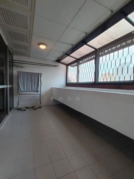 Pangsapuri untuk Dijual di Mutiara View - Boon Siew - Balcony - PropertyGuru.com.my