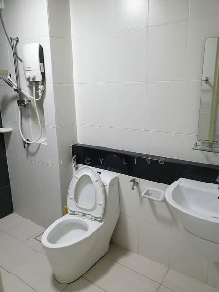 Service Residence for Sale at Sky Peak Residences - Vincy Ling - Bathroom - PropertyGuru.com.my