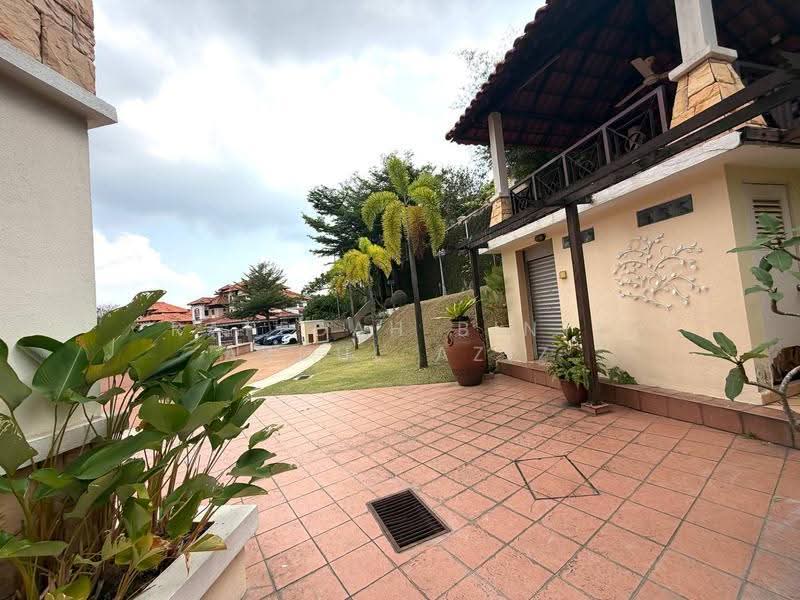 Semi-Detached House for Sale in Seksyen 7 (Shah Alam) - Rafedah Binti Abdul Aziz - Exterior - PropertyGuru.com.my