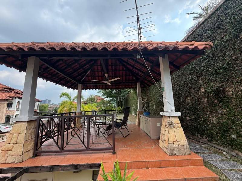 Semi-Detached House for Sale in Seksyen 7 (Shah Alam) - Rafedah Binti Abdul Aziz - Exterior - PropertyGuru.com.my