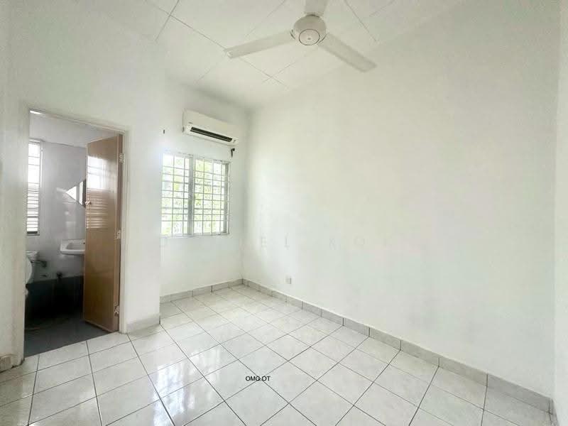2-storey Terraced House for Sale in Bandar Botanic (Klang) - Daniel Kok - Bathroom - PropertyGuru.com.my