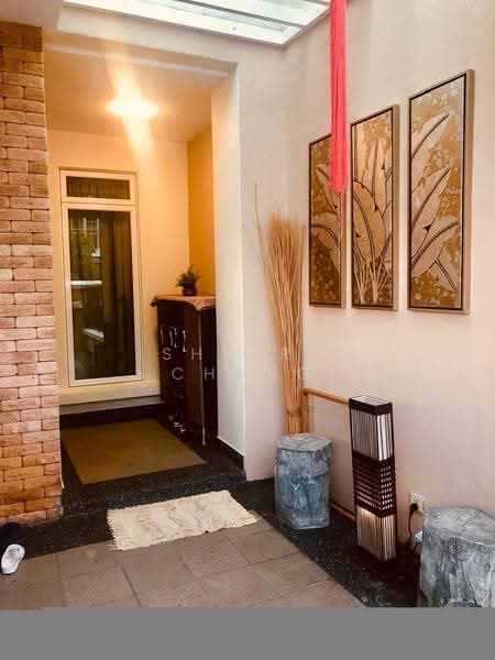 Semi-Detached House for Rent in Desa Parkcity (Kuala Lumpur) - Sherry Chang - Entrance - PropertyGuru.com.my