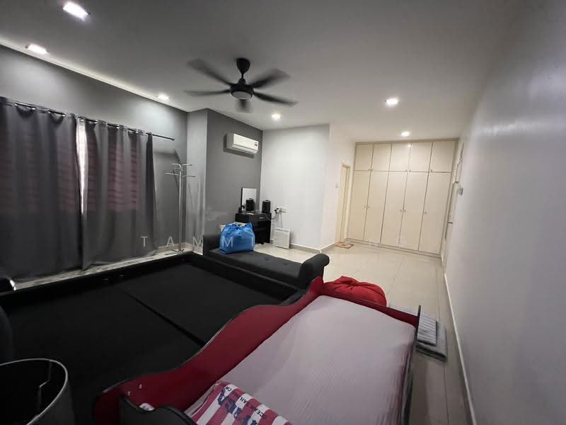Rumah Berkembar untuk Dijual di Taman Sri Putra Mas (Sungai Buloh) - Tammie Heng - Bedroom - PropertyGuru.com.my