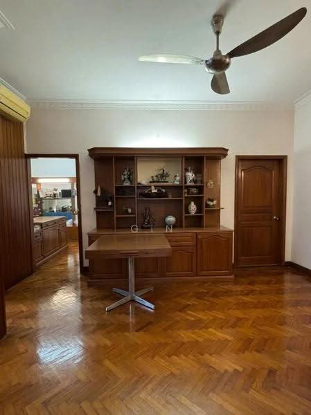 Bungalow House untuk Dijual di Taman Danau Desa (Taman Desa) - Gin Low - Living Room - PropertyGuru.com.my