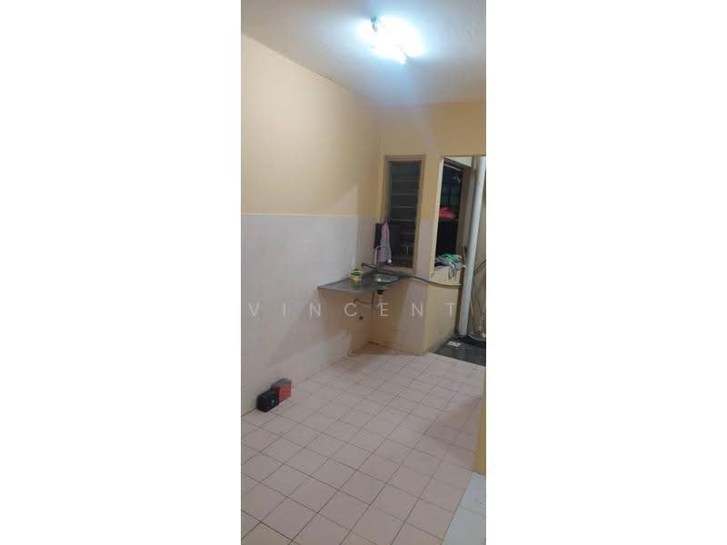 Pangsapuri untuk Disewa di Dahlia - Vincent Tan - Kitchen - PropertyGuru.com.my