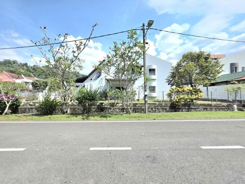 2-storey Terraced House for Sale in Ampang Jaya (Ampang) - Wan Azlan Ahmad - PropertyGuru.com.my