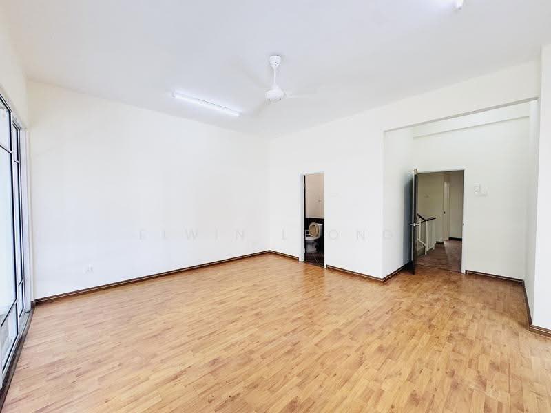3-storey Terraced House for Rent in Tanjung Tokong (Penang) - Elwin Leong - Living Room - PropertyGuru.com.my