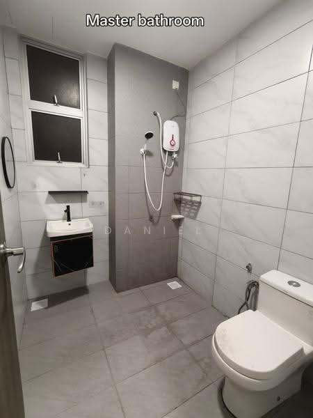 Kediaman Servis untuk Disewa di SKS Habitat - Daniel Yong - Bathroom - PropertyGuru.com.my