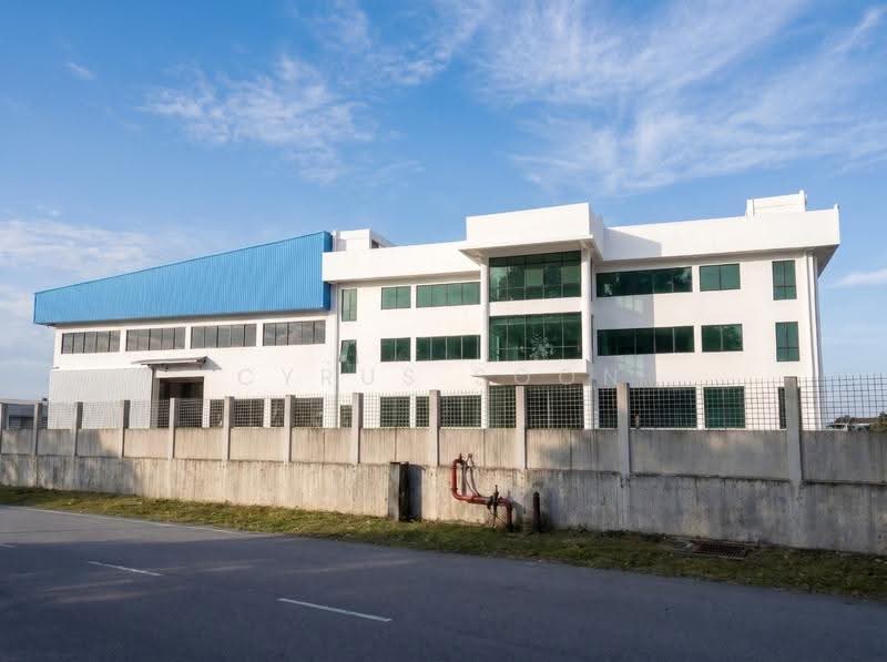 Detached Factory for Rent in Rawang (Selangor) - Cyrus Soon - Exterior - PropertyGuru.com.my