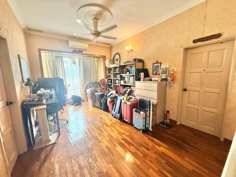Rumah Teres 2-Tingkat untuk Dijual di Kemuning Utama (Shah Alam) - Wan Azlan Ahmad - Living Room - PropertyGuru.com.my