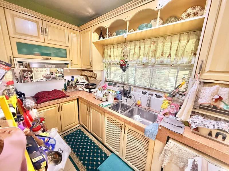 Rumah Teres 2-Tingkat untuk Dijual di Kemuning Utama (Shah Alam) - Wan Azlan Ahmad - Kitchen - PropertyGuru.com.my