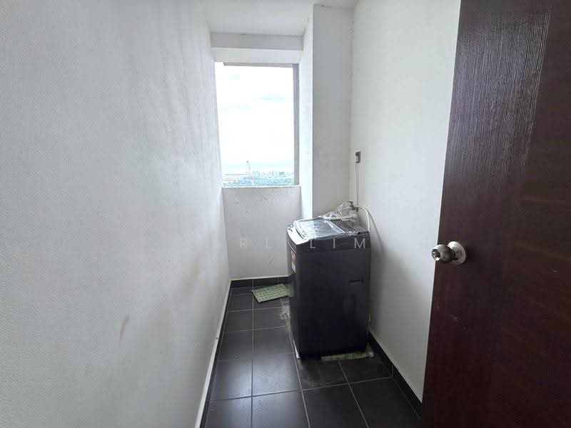 Service Residence for Sale at V@SUMMERPLACE - Karl Lim - Balcony - PropertyGuru.com.my