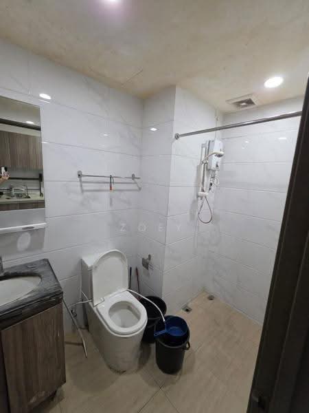 Kediaman Servis untuk Disewa di Country Garden Central Park - Zoey Lee - Bathroom - PropertyGuru.com.my