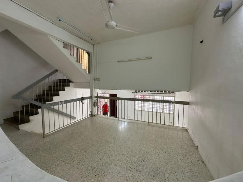 Rumah Teres 2-Tingkat untuk Dijual di Island Park (Jelutong) - Matthew Png - PropertyGuru.com.my