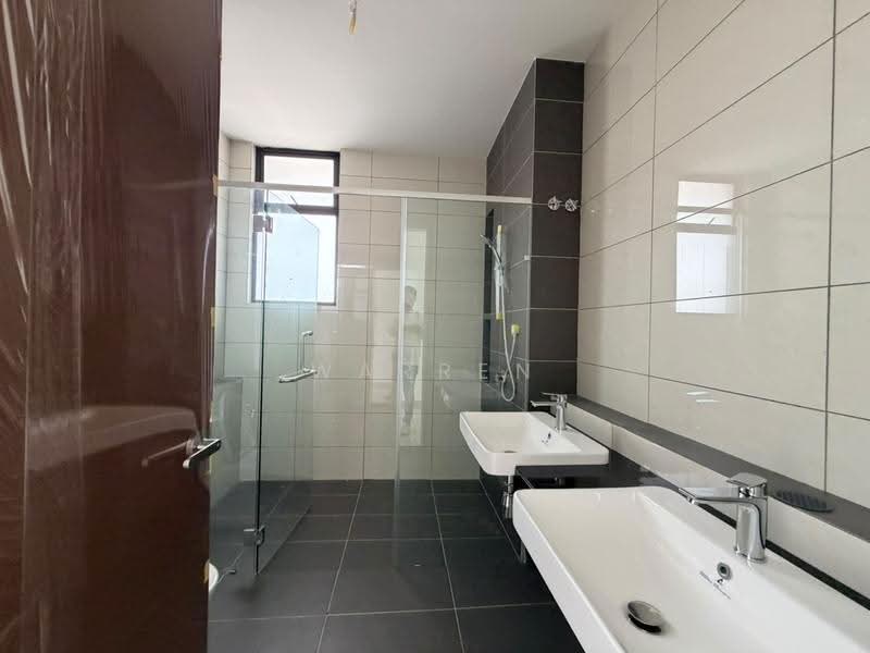 Rumah Kluster untuk Dijual di Horizon Hills (Iskandar Puteri (Nusajaya)) - Warren Tay - Bathroom - PropertyGuru.com.my