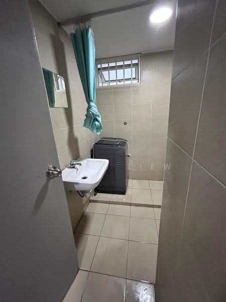 Service Residence for Sale at Starz Valley - Yance Liew - Bathroom - PropertyGuru.com.my