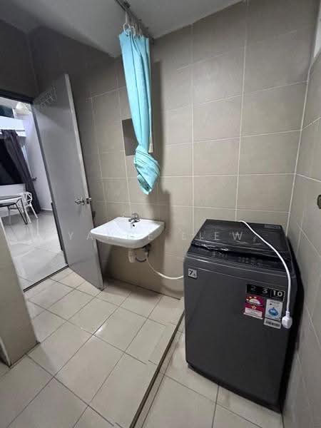 Service Residence for Sale at Starz Valley - Yance Liew - Bathroom - PropertyGuru.com.my