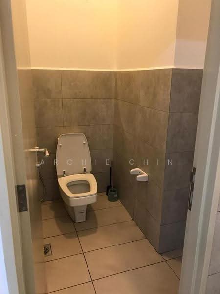 Pejabat untuk Disewa di Petaling Jaya (Selangor) - Archie Chin - Bathroom - PropertyGuru.com.my