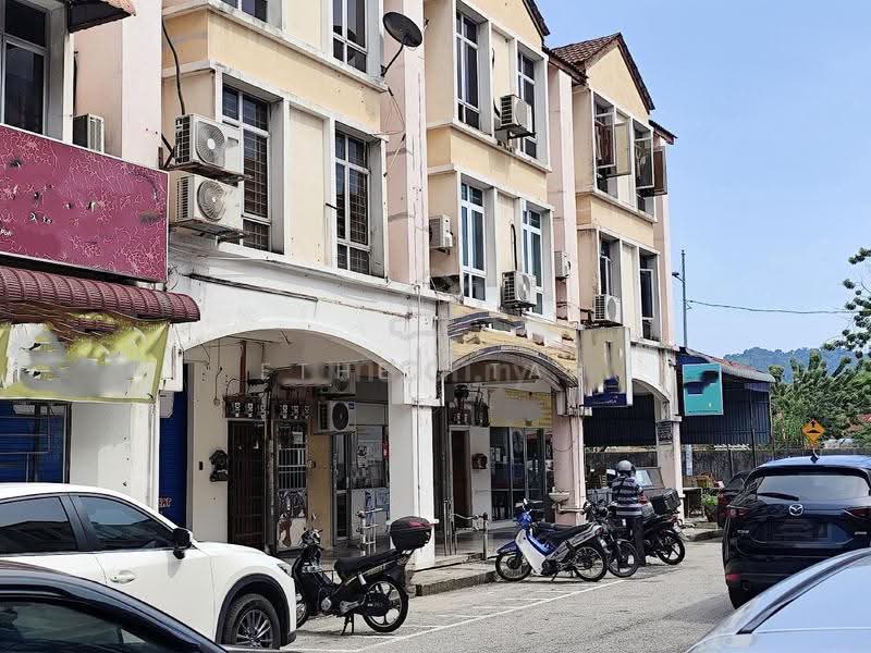 Shop for Rent in Taman Iping (Batu Maung) - Ethen Tan - Exterior - PropertyGuru.com.my