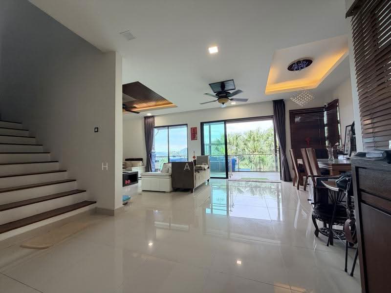 Rumah Berkembar untuk Dijual di Taman Melawati (Ulu Kelang) - Hei Kar Jun - Living Room - PropertyGuru.com.my