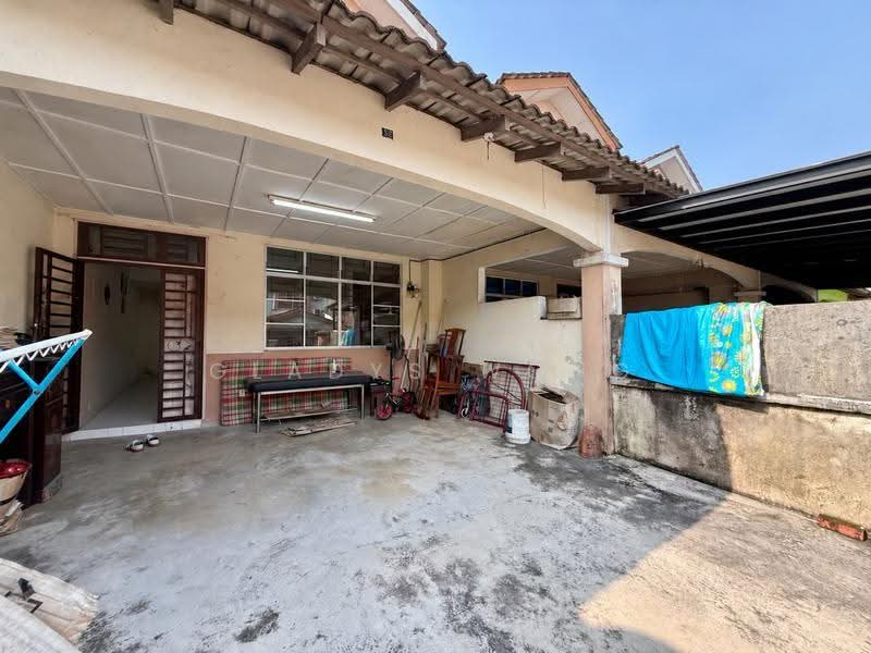 2-storey Terraced House for Sale in Johor Bahru (Johor) - Gladys Wong - Exterior - PropertyGuru.com.my