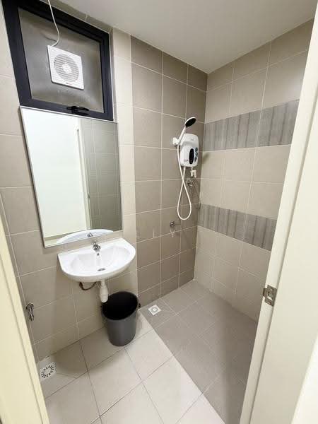 Condominium for Rent at Ideal Venice Residency - Lilly . - Bathroom - PropertyGuru.com.my