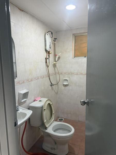 Townhouse for Sale in Taman Lagenda Mas (Cheras) - Rachel Krish - Bathroom - PropertyGuru.com.my