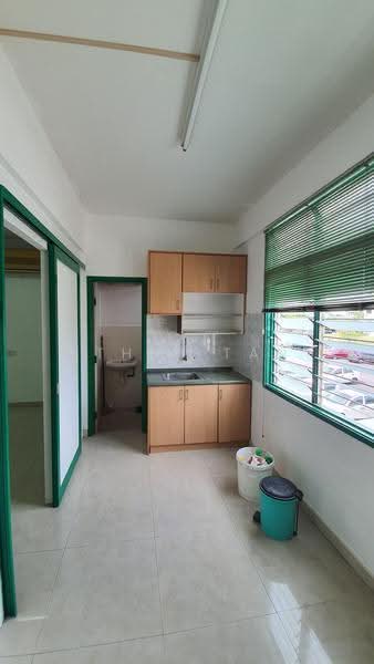 Shop / Office for Rent in Taman Iping (Batu Maung) - Ethen Tan - Kitchen - PropertyGuru.com.my