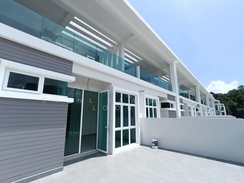 Rumah Teres 3-Tingkat untuk Dijual di Bayan Lepas Industrial Park (Bayan Lepas) - Zhonl Saw Boon Loong - Exterior - PropertyGuru.com.my